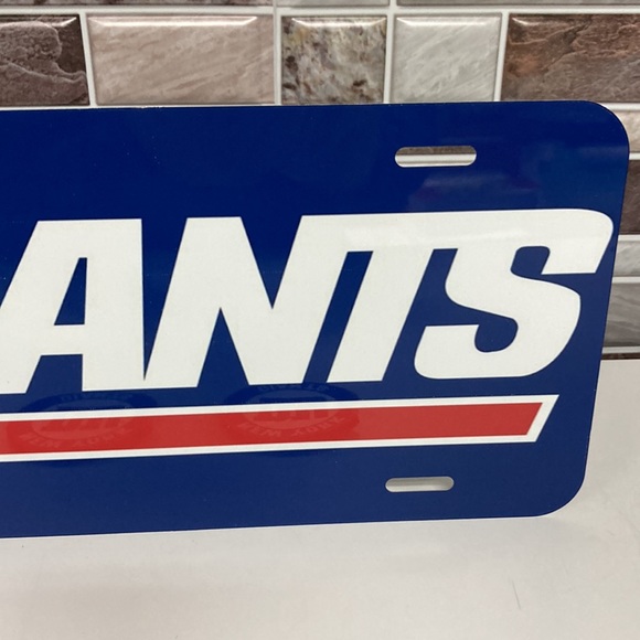 COPY - New York Giants License Plate With CupHolder Inserts - Picture 3 of 5